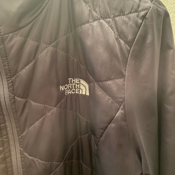 North Face Jacket - Down Filled - Picture 2 of 5